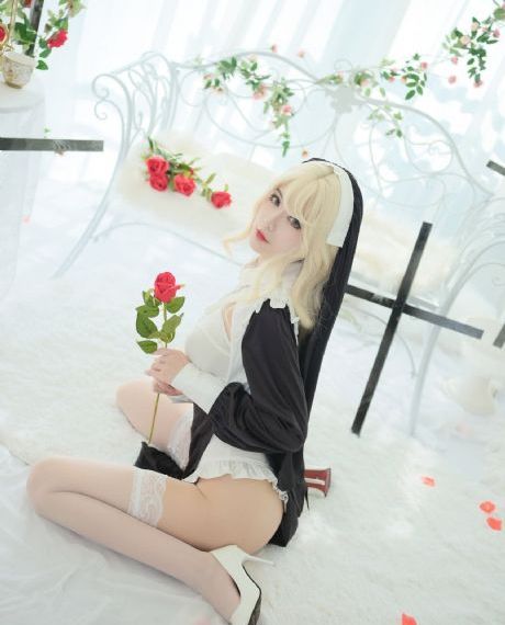 背刺短剧