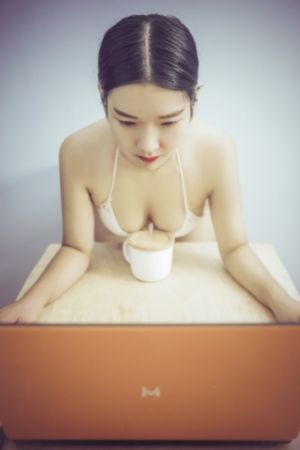 僵尸新娘