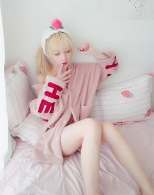 工作的她