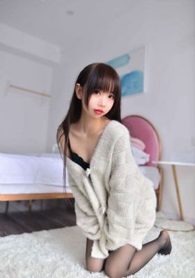 小薇小芙看见一头熊