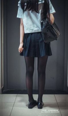 穿书后我在后宫当宠妃